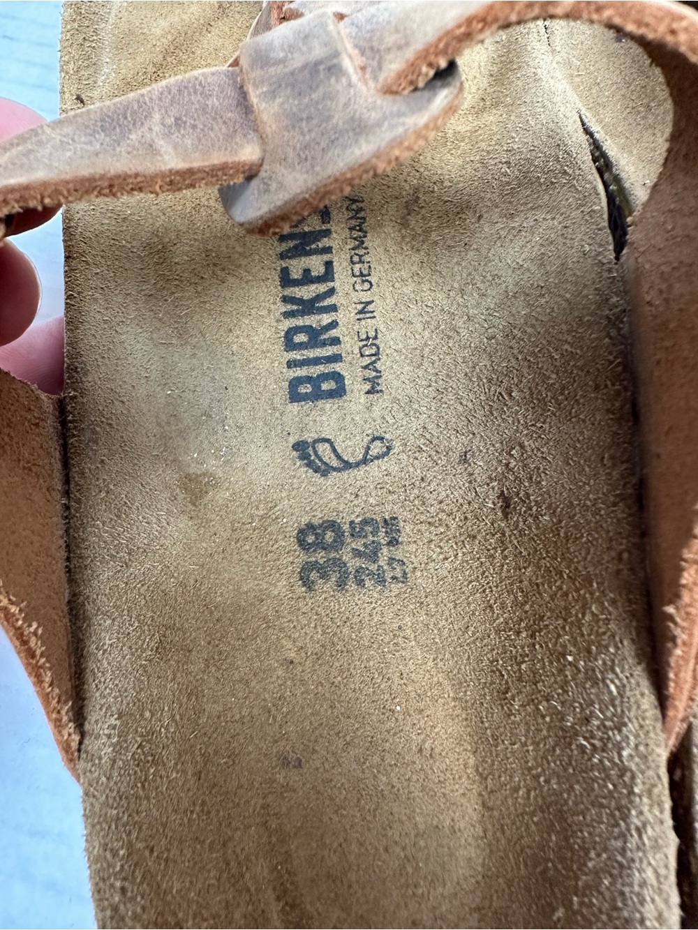 Birkenstock Gizeh Braided Sandal - Women's Oiled Leather in Cognac Size EU 38 - Picture 10 of 11